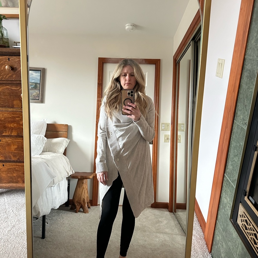 Nursing cardigan